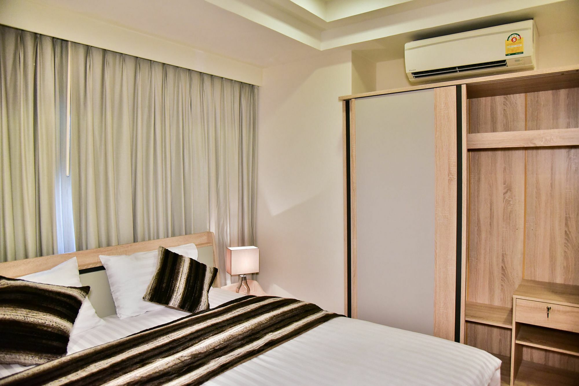 The Kaze 34 Hotel And Serviced Residence Bangkok Esterno foto